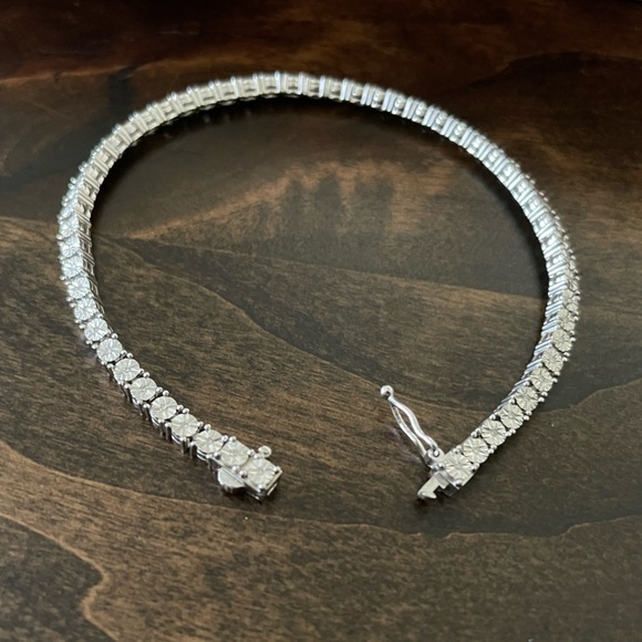 925 Sterling Silver Diamond Tennis Bracelet - Picture 4 of 10